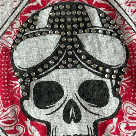 Harley-Davidson Skull Graphic Tee | Size L | Red White Striped Sleeves USA Made - Picture 6 of 14